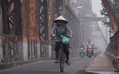 Bắc Bộ mưa rải rác, Nam Bộ ngày nắng