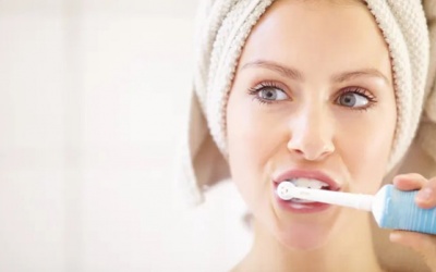 Bàn chải đánh răng dùng bao lâu thì nên thay mới?