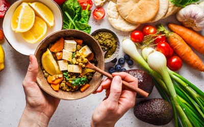 Đi tìm chế độ ăn phù hợp với người bệnh vảy nến