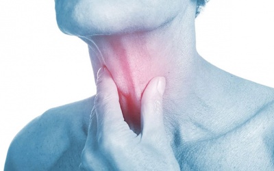 Điểm mặt những nguyên nhân hàng đầu gây viêm thanh quản 