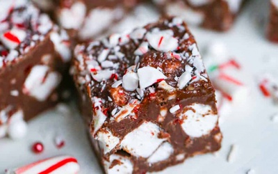 Thử ngay công thức kẹo chocolate ngọt ngào mùa Giáng sinh