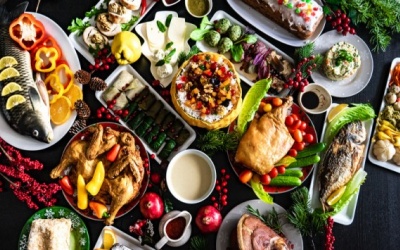 Chuyên gia Harvard hướng dẫn 4 mẹo vặt cải thiện chế độ ăn trong kỳ nghỉ