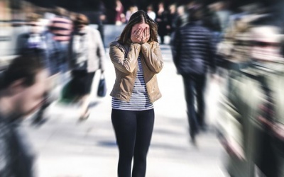 Tay chân bủn rủn, run tay, hồi hộp phải làm sao?