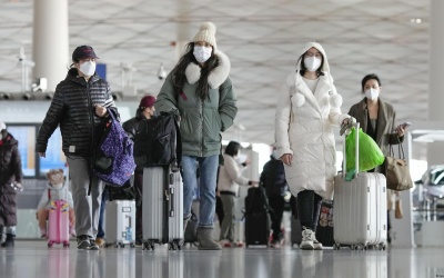 Trung Quốc chính thức mở cửa và mối lo ngại về các biến thể mới