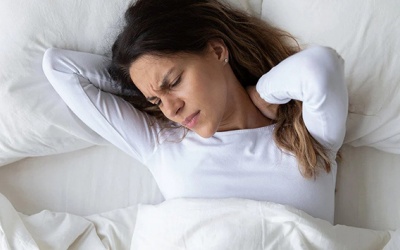 Tránh đau cổ, đau lưng do ngủ sai tư thế