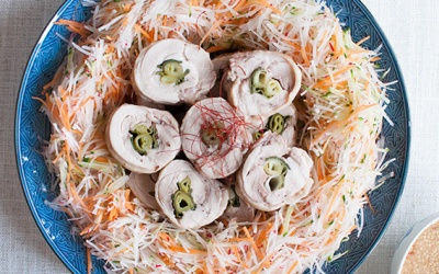 Gà cuộn hấp cho mâm cúng ông Công ông Táo 