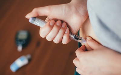 Đái tháo đường: Tiêm insulin sau ăn có được không?