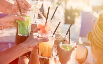 Chuyên gia dinh dưỡng chỉ ra 5 thói quen uống nước giúp giảm mỡ bụng