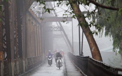 Mưa phùn, sương mù và nồm ẩm tại Bắc Bộ bao giờ kết thúc?