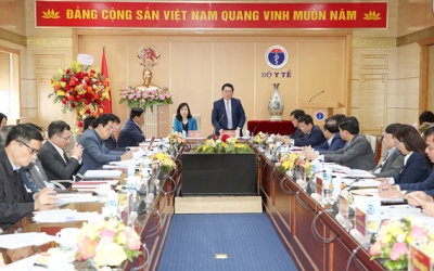 Đề nghị các cấp ủy Đảng, chính quyền dành sự quan tâm hơn nữa với ngành Y tế!