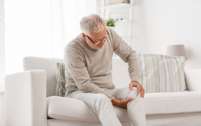 Vì sao người lớn tuổi thường đau đầu gối và cách cải thiện?