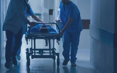 Xin hãy nhớ, thầy thuốc không thể bỏ mặc bệnh nhân!