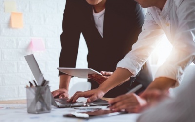 Tử vi thứ Ba (4/4/2023): Bạch Dương nên tập trung vào các dự án lớn