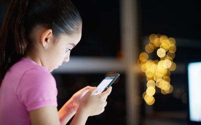 Bảo vệ trẻ em trên môi trường mạng 