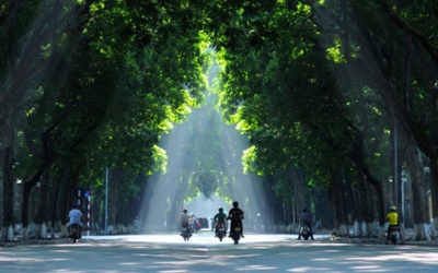 Cuối tuần, nắng nóng duy trì trên cả nước