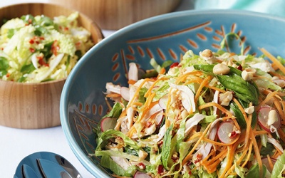 Công thức nộm gà rau củ vừa mát lại nhẹ bụng