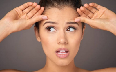 Cách loại bỏ nếp nhăn trên trán do mất nước