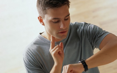 Tim đập nhanh khi suy nghĩ căng thẳng phải làm gì?