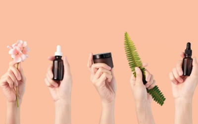 Retinol hay peptide tốt hơn cho da?