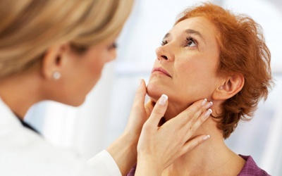 Chuyên gia chỉ ra dấu hiệu bệnh tuyến giáp bạn không nên bỏ qua