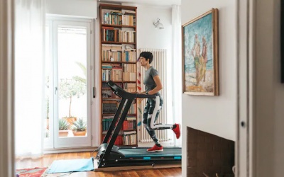 Dùng máy chạy bộ thế nào để an toàn cho cả nhà?
