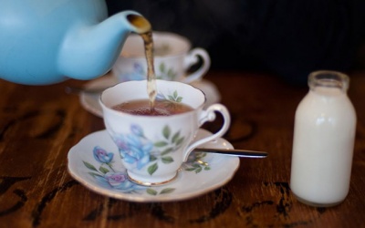 Uống 2 tách trà mỗi ngày giúp bảo vệ não bộ