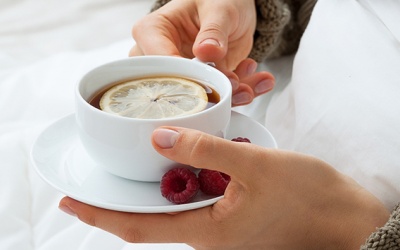 6 thức uống giúp làm dịu cơn đau họng