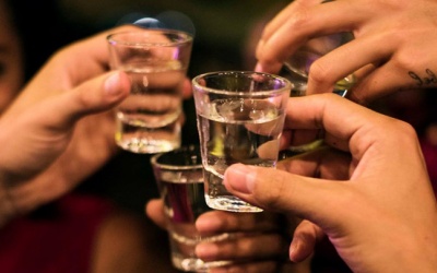 Nghiên cứu cho thấy uống rượu gây nguy cơ mắc tới 60 bệnh 