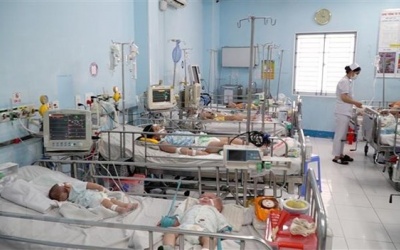 4 trẻ tử vong và hơn 9.000 ca mắc bệnh tay chân miệng ở phía Nam