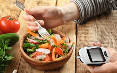 Đái tháo đường: Đường huyết ổn có cần chia nhỏ bữa ăn không?