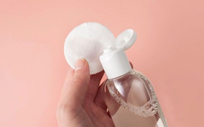 Mẹo làm đẹp hiệu quả với nước tẩy trang  