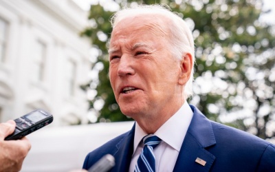 Tổng thống Mỹ Joe Biden đang phải dùng máy trợ thở khi ngủ