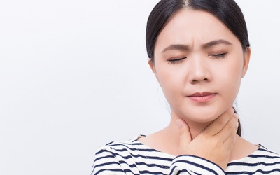 Viêm thanh quản: Triệu chứng thường gặp và cách khắc phục