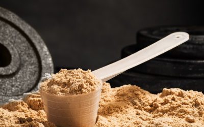 Bổ sung whey protein có làm nổi mụn không?