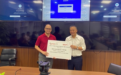 Bệnh viện Đại học Y Hà Nội được tài trợ bộ cấy ốc tai điện tử MED-EL