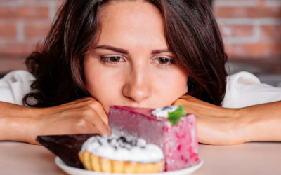 Mẹo ngưng thèm đồ ngọt sau bữa tối