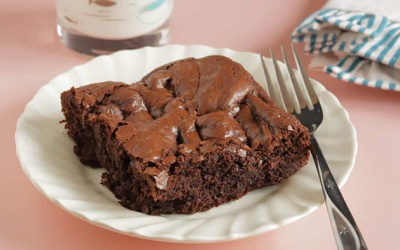 Làm bánh brownie với nồi chiên không dầu