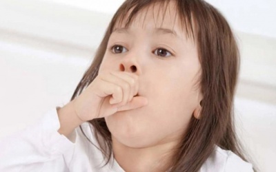 Trẻ bị viêm amidan ho nhiều có nguy hiểm không?