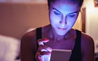 “Thủ phạm” làm tổn hại da đến từ thiết bị bạn sử dụng hàng ngày