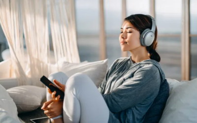 6 lợi ích sức khỏe tinh thần của sách nói