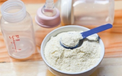 WHO: sữa công thức đang bị quảng cáo sai lệch tràn lan tại Việt Nam 