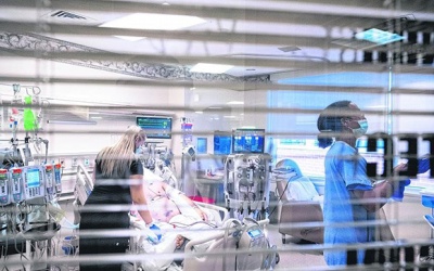 Số ca COVID-19 nhập viện đang tăng ở Mỹ, biến thể EG.5 mới có nguy hiểm?