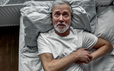 Tim đập nhanh khi ngủ, nguyên nhân do đâu?