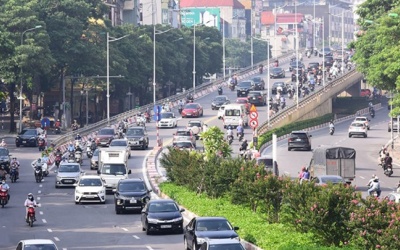 Bắc Bộ trời nắng dịu, Trung Bộ mưa giảm từ chiều 18/10