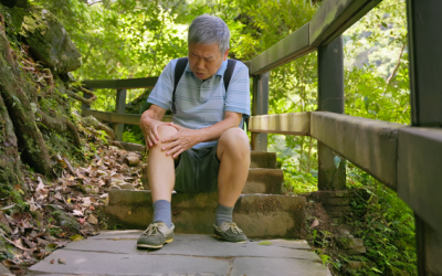 8 thói quen xấu làm suy yếu xương khi về già