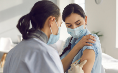 Tại sao nữ giới gặp nhiều tác dụng phụ hơn nam giới sau tiêm vaccine cúm?