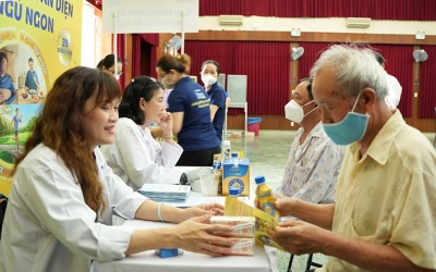 'Có hẹn cùng thanh xuân' - Chuyến tàu ngược thời gian cho người cao tuổi