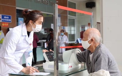 Những thay đổi đáng chú ý khi chuyển COVID-19 từ nhóm A sang nhóm B