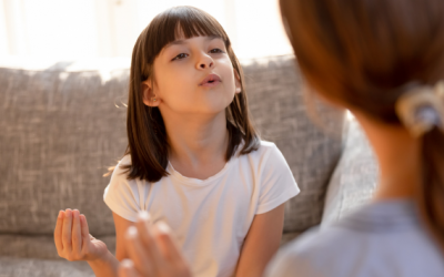 Làm thế nào để giúp trẻ hết nói lắp?