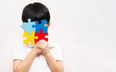 Tràn lan thông tin sai sự thật về chứng tự kỷ trên TikTok